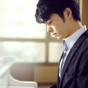 臭脚女混混给我打脚枪的
